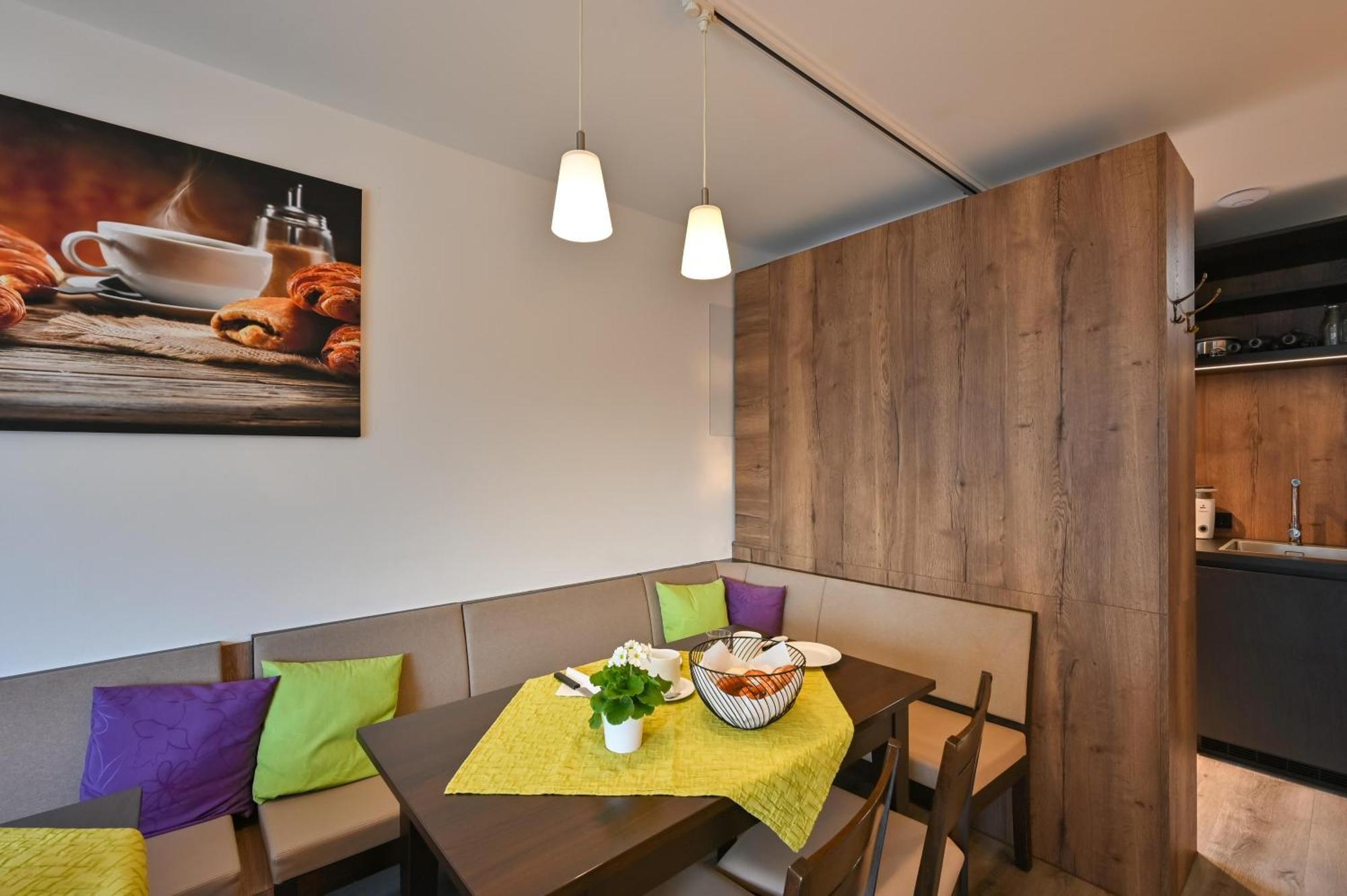 Hotel Gaestehaus Stock Zimmer Kaffeesaeckle Friedrichshafen Exterior photo